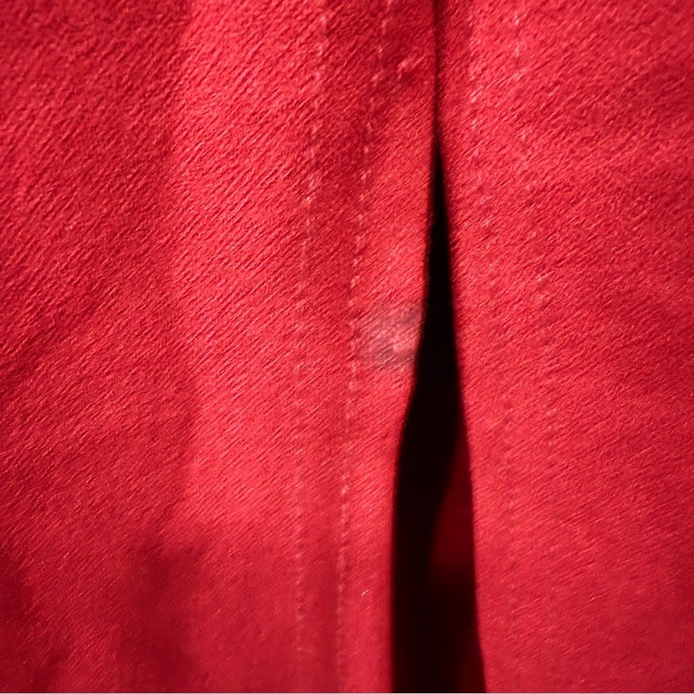 PrettyLittleThings Red Off the Shoulder Long Sleeve Maxi Dress - Picture 4 of 10